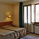 Hotel Susa 호텔 수사