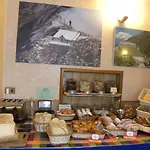 Hotel Susa 호텔