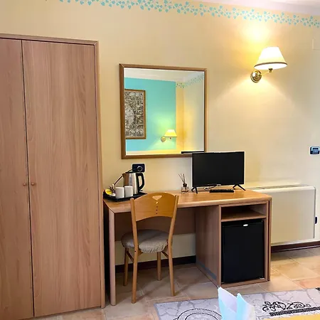 Hotel Susa Susa