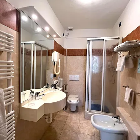 فندق Hotel Susa