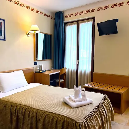 Hotel Susa Susa