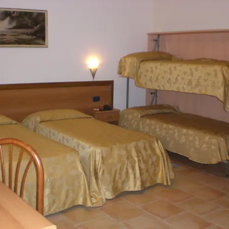 Hotel Susa فندق 3*