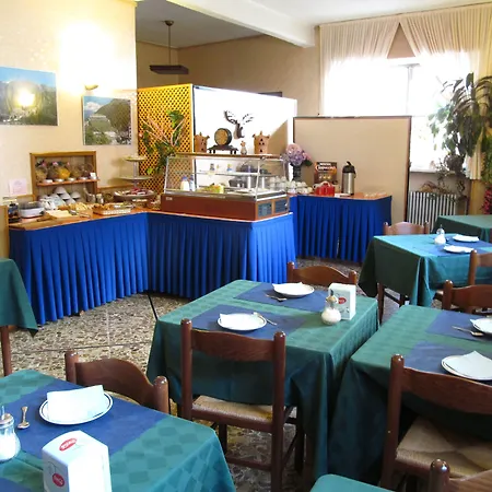 Hotel Susa 3*
