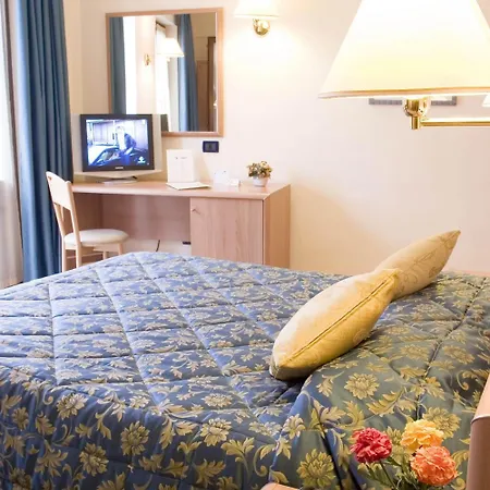 Hotel Susa Susa