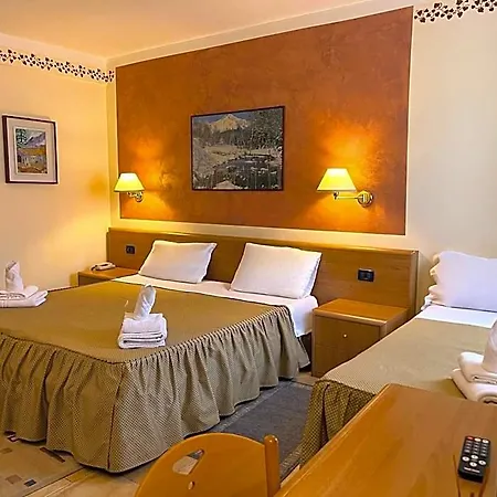 Hotel Susa 3*